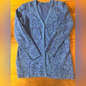 Isaac Mizrahi Live! Size Small Blue Cardigan With Flower Design.